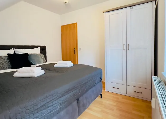 Schlossblick #innenstadt #garten #netflix Von Harztraveler * 베르니게로데