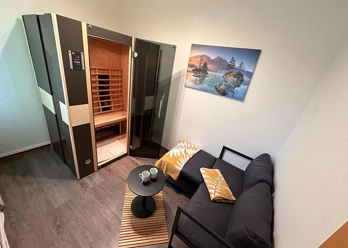 Schlossblick #innenstadt #garten #netflix Von Harztraveler